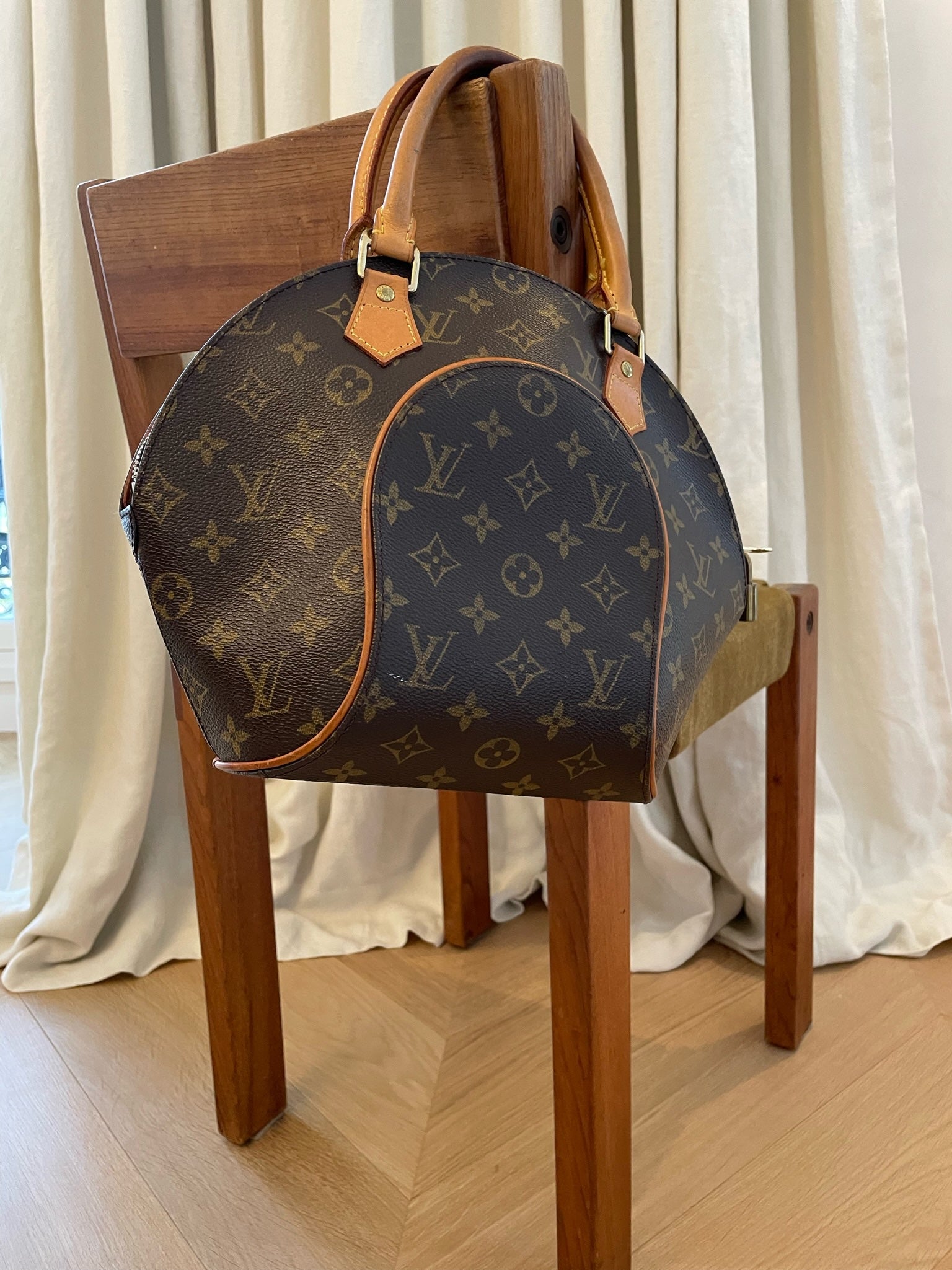 Louis Vuitton Ellipse bag – Vintage Operandi